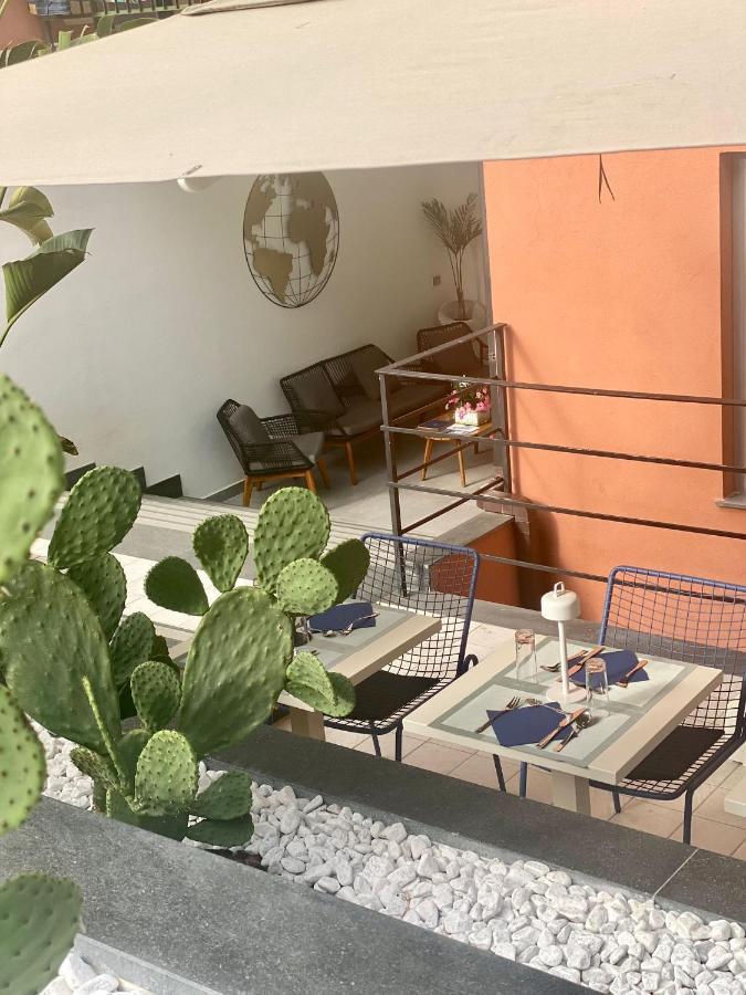 Hotel Portum Giardini-Naxos Extérieur photo