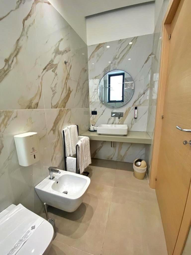 Hotel Portum Giardini-Naxos Extérieur photo